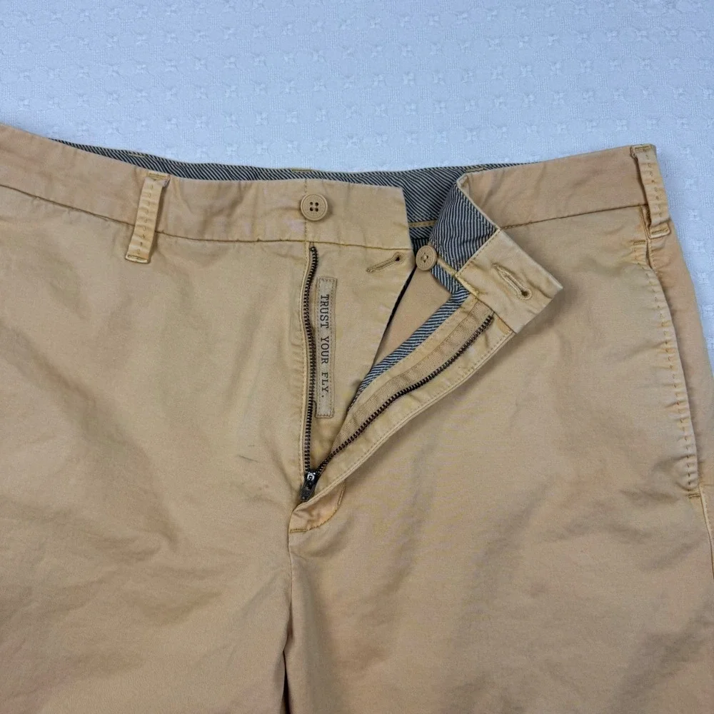 Orvis Chino Shorts Stretch Cotton Casual Mens 36 Light Yellow Khaki Classic Golf